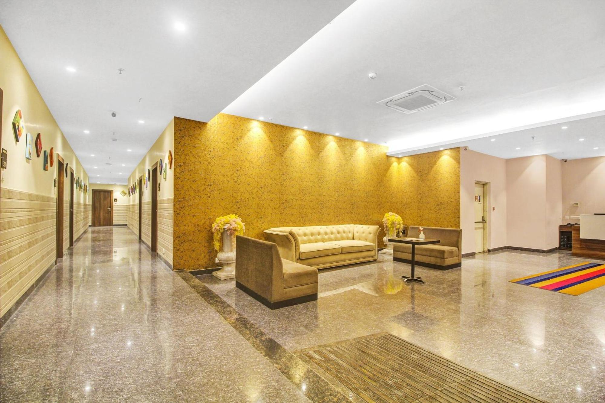 Townhouse Oak Sohotel Haora Luaran gambar